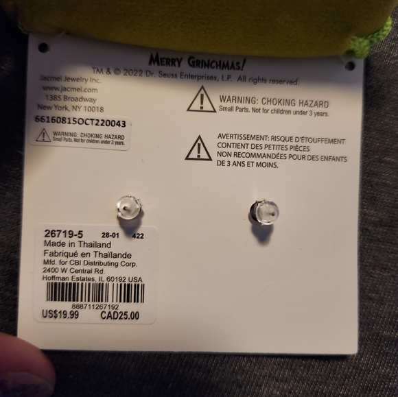 Cute Sterling Silver Grinch Earrings NWT - Picture 2 of 2